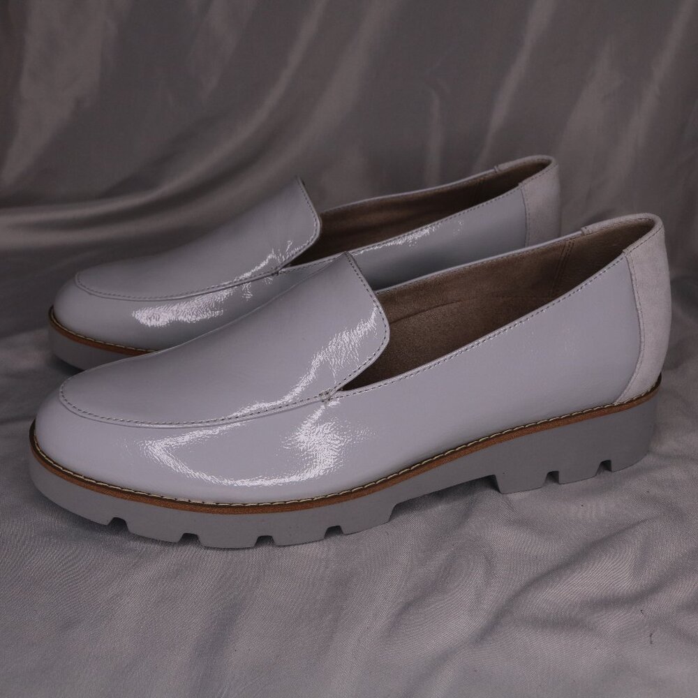 Vionic White Patent Leather & Suede Lug Sole Loafers Size 8.5